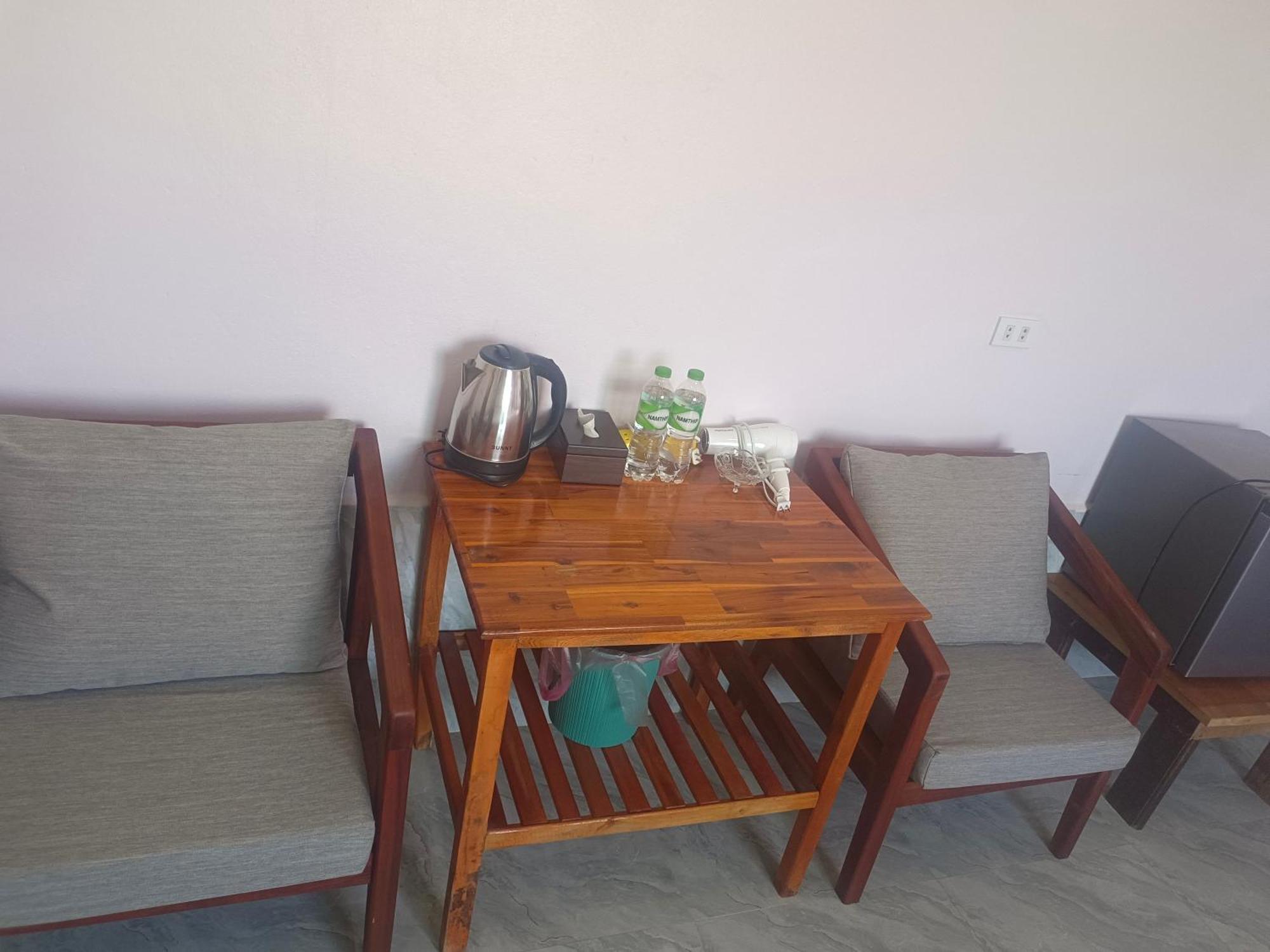 Dd Guesthouse Vang Vieng Esterno foto